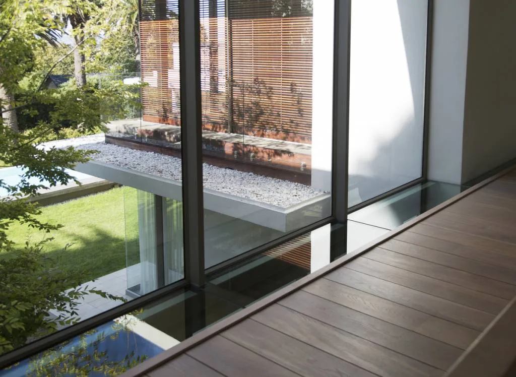 menuiseries contemporaines logement Gard